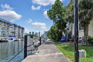 3681 NE 170th St, North Miami Beach, FL 33160 - Photo 40