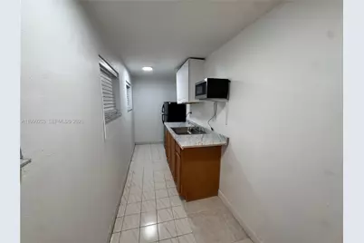 719 Glenn Pkwy #2, Hollywood, FL 33021 - Photo 2