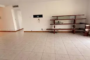 [Address not provided], Hallandale Beach, FL 33009 - Photo 6