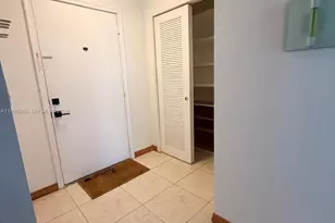 [Address not provided], Hallandale Beach, FL 33009 - Photo 30