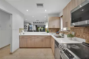 3996 Estepona Ave, Doral, FL 33178 - Photo 16