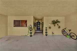 3996 Estepona Ave, Doral, FL 33178 - Photo 8