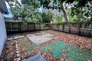 206 NW 5th Ave, Dania Beach, FL 33004 - Photo 8