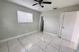 206 NW 5th Ave, Dania Beach, FL 33004 - Photo 10