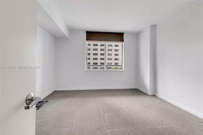 335 S Biscayne Blvd #1004, Miami, FL 33131 - Photo 14