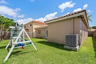 1740 NE 36th Ave, Homestead, FL 33033 - Photo 18
