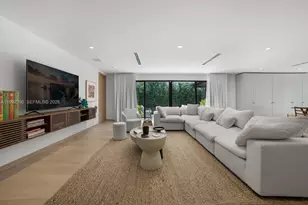 70 Samana Dr, Miami, FL 33133 - Photo 4