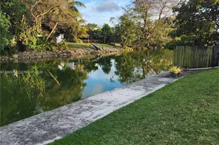 3325 S Lake Dr, Miami, FL 33155 - Photo 2