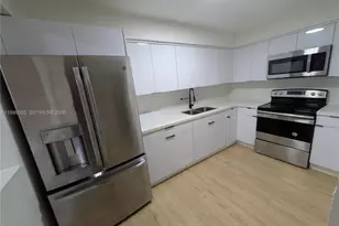 7022 SW 19th Ct, North Lauderdale, FL 33068 - Photo 2