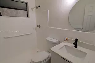 7022 SW 19th Ct, North Lauderdale, FL 33068 - Photo 8