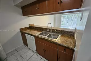 11582 NW 44th St, Coral Springs, FL 33065 - Photo 4