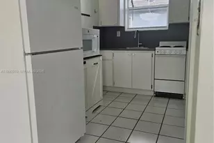 130 W 13th St, Hialeah, FL 33010 - Photo 8