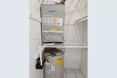 130 W 13th St #9, Hialeah, FL 33010 - Photo 12