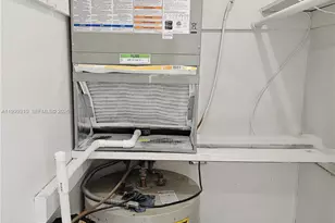 130 W 13th St, Hialeah, FL 33010 - Photo 12