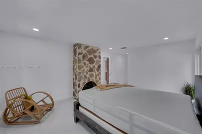 1137 SW 8th Ave, Fort Lauderdale, FL 33315 - Photo 10