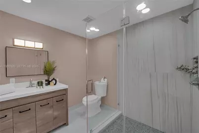 [Address not provided], Fort Lauderdale, FL 33315 - Photo 6