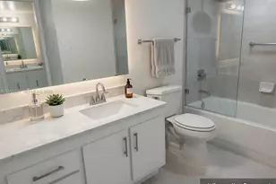 20335 W Country Club Dr, Aventura, FL 33180 - Photo 28