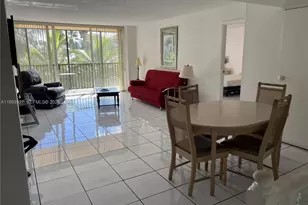 20335 W Country Club Dr, Aventura, FL 33180 - Photo 22