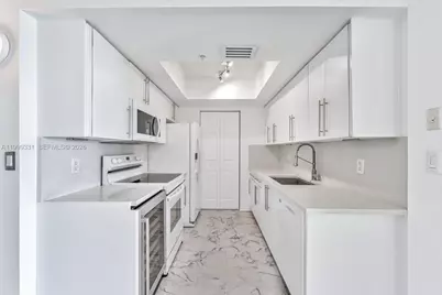 90 Alton Rd #1407, Miami Beach, FL 33139 - Photo 6