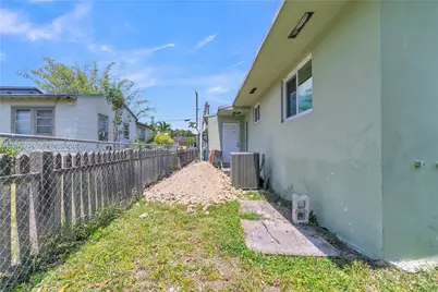 1730 NW 55th Ter #1730, Miami, FL 33142 - Photo 36