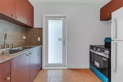1730 NW 55th Ter #1730, Miami, FL 33142 - Photo 8