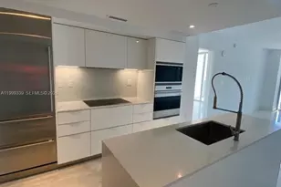 9521 E Bay Harbor Dr, Bay Harbor Islands, FL 33154 - Photo 6