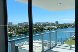 9521 E Bay Harbor Dr, Bay Harbor Islands, FL 33154 - Photo 2