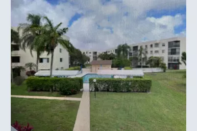 3186 Via Poinciana #211, Lake Worth, FL 33467 - Photo 24