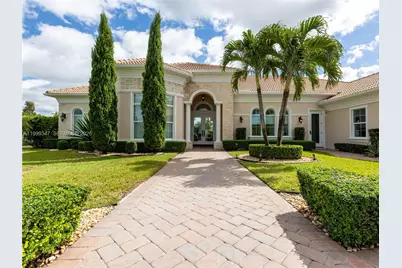 4950 E Sterling Ranch Cir, Davie, FL 33314 - Photo 2