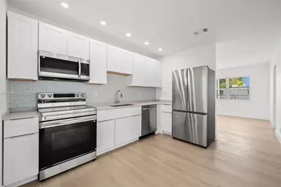 3061 NW 2nd St, Fort Lauderdale, FL 33311 - Photo 1