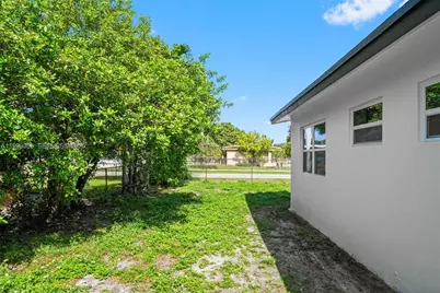 3061 NW 2nd St, Fort Lauderdale, FL 33311 - Photo 30