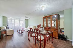 4851 NW 26th Ct, Lauderdale Lakes, FL 33313 - Photo 4