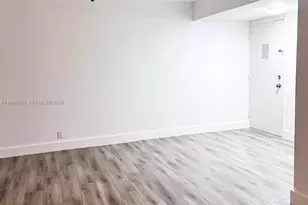 102 SE 10th St, Deerfield Beach, FL 33441 - Photo 4