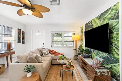 108 SE 4th Ter #A, Dania Beach, FL 33004 - Photo 2