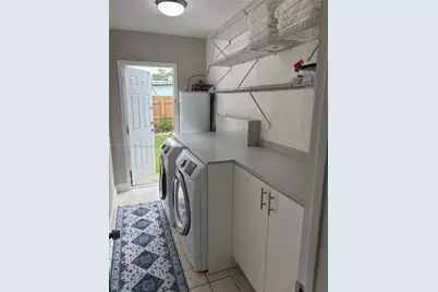 911 SW 51st Ave, Plantation, FL 33317 - Photo 10