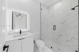 1024/1026 Diplomat Pkwy E, Cape Coral, FL 33909 - Photo 12
