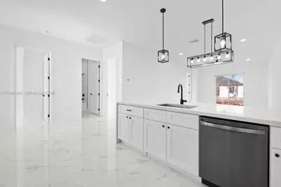 1024/1026 Diplomat Pkwy E, Cape Coral, FL 33909 - Photo 6