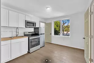 709 SW 4th Ct, Fort Lauderdale, FL 33315 - Photo 2