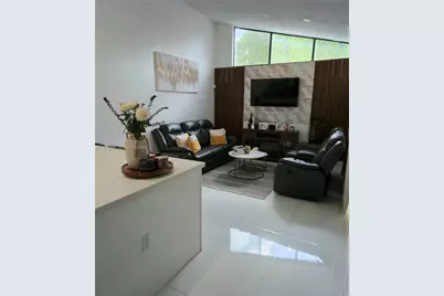 4430 NW 185th St, Miami Gardens, FL 33055 - Photo 8