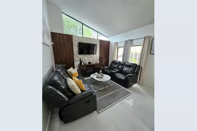 4430 NW 185th St, Miami Gardens, FL 33055 - Photo 16