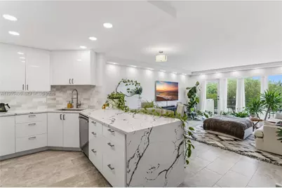 340 Sunset Dr #407, Fort Lauderdale, FL 33301 - Photo 2