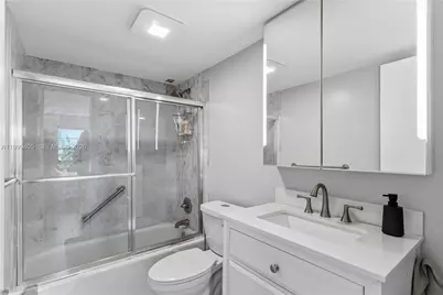 340 Sunset Dr #407, Fort Lauderdale, FL 33301 - Photo 28