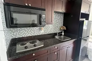 6484 Indian Creek Dr, Miami Beach, FL 33141 - Photo 4