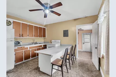 10 SW 72nd Ave, Miami, FL 33144 - Photo 8