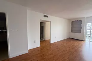 400 Kings Point Dr, Sunny Isles Beach, FL 33160 - Photo 2