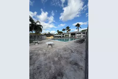 823 NE 199th St #104-12, Miami, FL 33179 - Photo 26