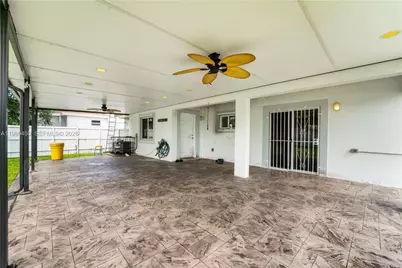 2346 NW 81st Ter, Miami, FL 33147 - Photo 32