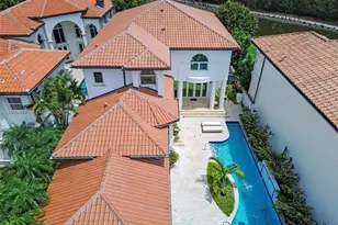 13689 Deering Bay Dr, Coral Gables, FL 33158 - Photo 4