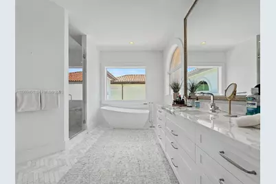 13689 Deering Bay Dr #13689, Coral Gables, FL 33158 - Photo 56