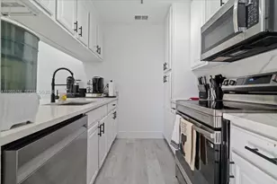 3627 Cocoplum Cir, Coconut Creek, FL 33063 - Photo 2